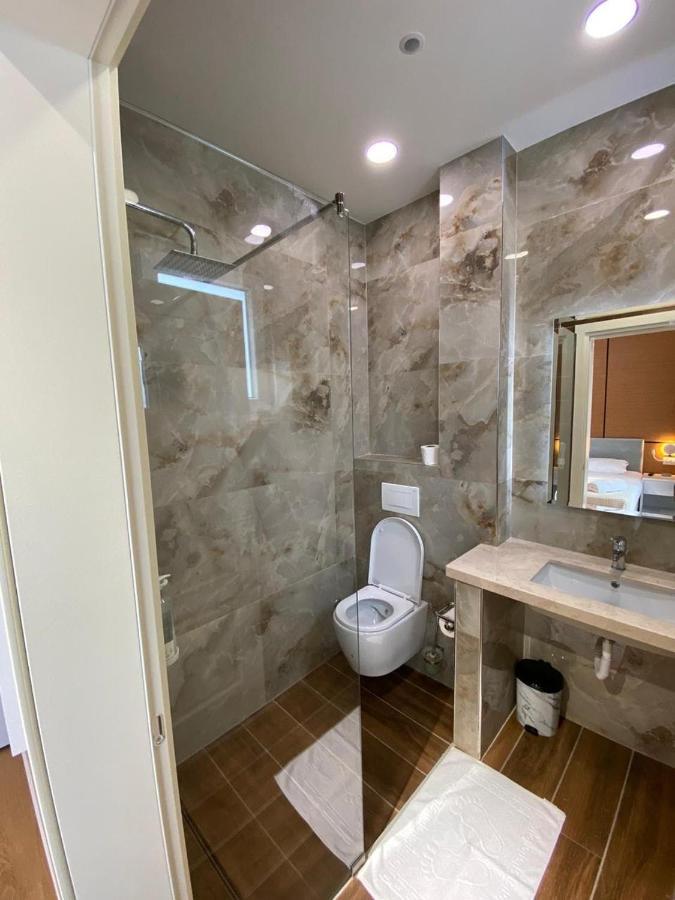 Hotel Edart 3*